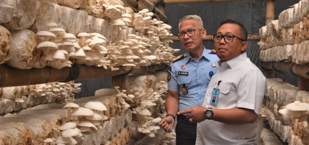 Pusbangtin di Lapas Kelas I Malang Lakukan Peninjauan Lapangan