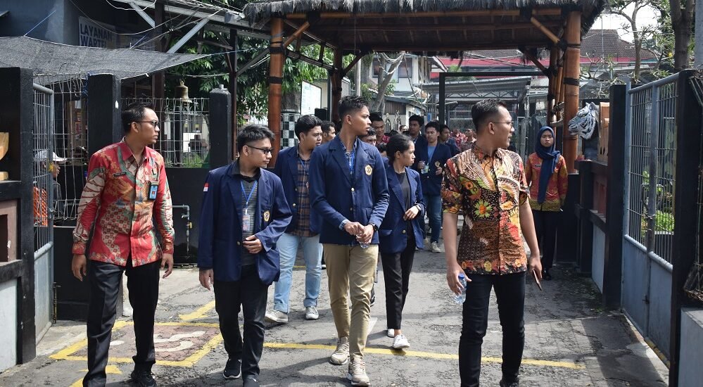 Kuliah Lapangan Mahasiswa Unmer Penologi & Viktimologi di Lapas Kelas I Malang