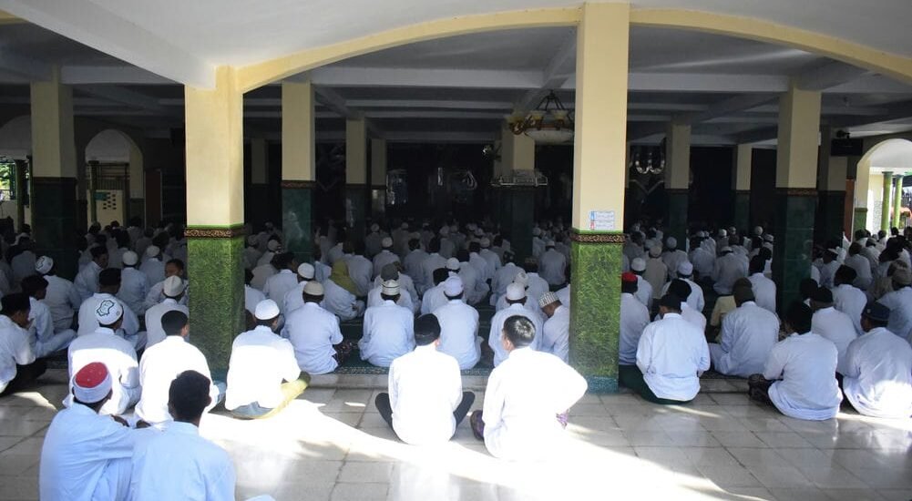 Pengajian Bulan Muharram 1445 H di Lapas Kelas I Malang Semarak!