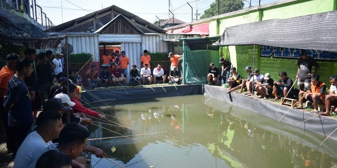 Lomba Mancing Lele Seru di Lapas Kelas I Malang Sambut HDKD dan HUT RI