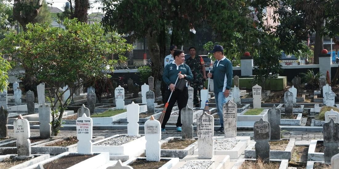 Sambut HUT RI dan HDKD, Lapas Kelas I Malang Bersih-Bersih TMP Kota Malang
