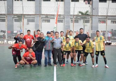 Final Futsal Antar Petugas Lapas Kelas I Malang Meriahkan HDKD dan HUT RI 2023