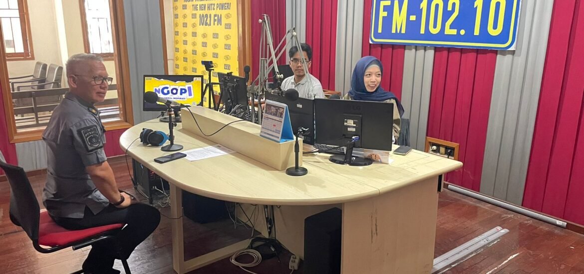 Kalapas Kelas I Malang Ngopi di Kalimaya Bhaskara FM